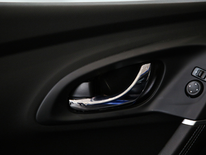 2019SCe200 ԄӃ VI g