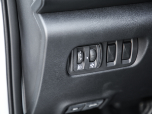 2019SCe200 ԄӃ V п؅^