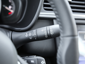 2019SCe200 ԄӃ V п؅^