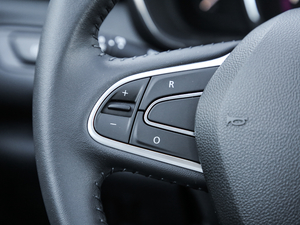 2019SCe200 ԄӃǐ V п؅^