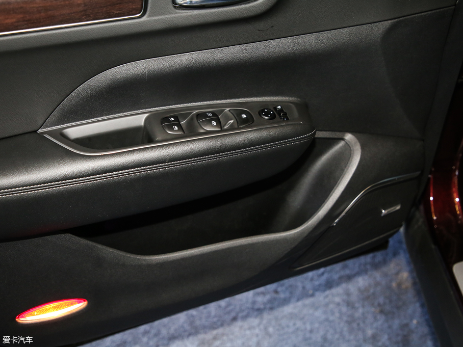 2019����װ� SCe230 ���̽����Ş�� ��V