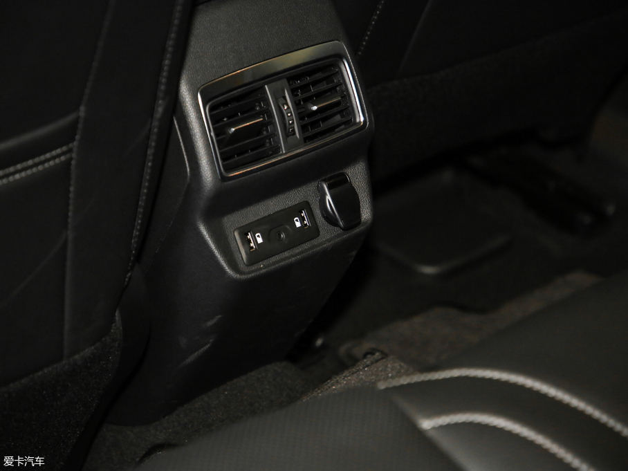 2019װ SCe230 ̽Ş V