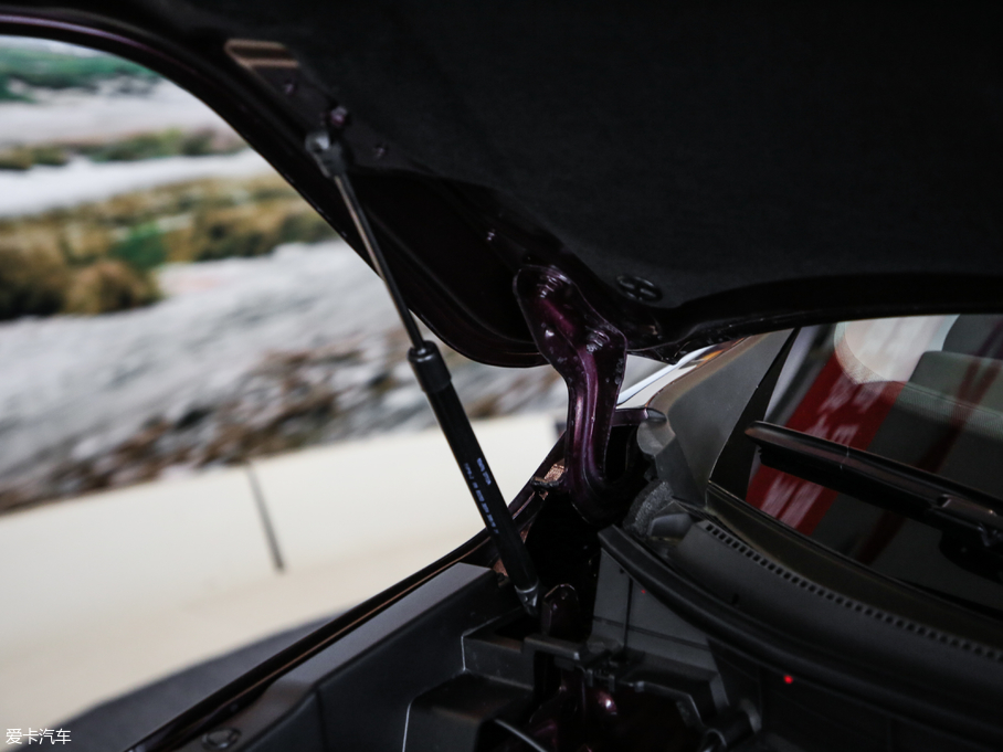 2019װ SCe230 ̽Ş V