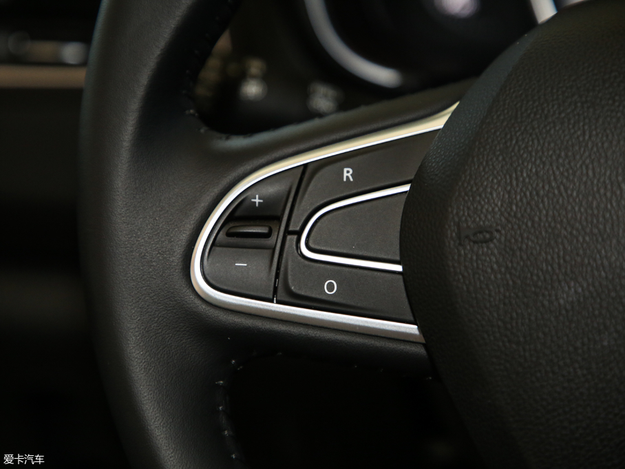 2019װ SCe200 ̽а V