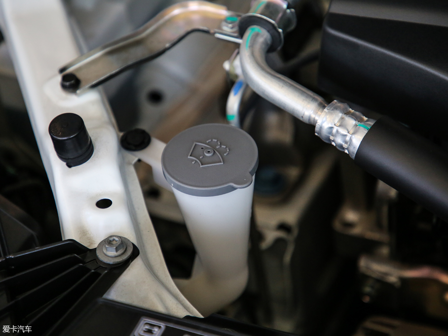 2019װ SCe200 ̽а V