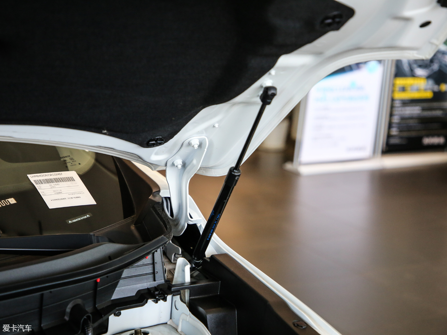 2019װ SCe200 ̽а V