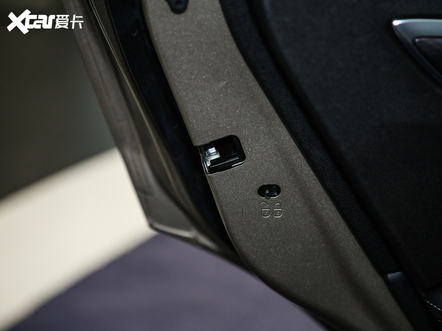 2019װ SCe200 ̽а VI