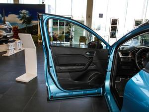 2020TCe270 Ԅ(dng) {λ܇T