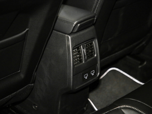 2020TCe270 Ԅ(dng) g