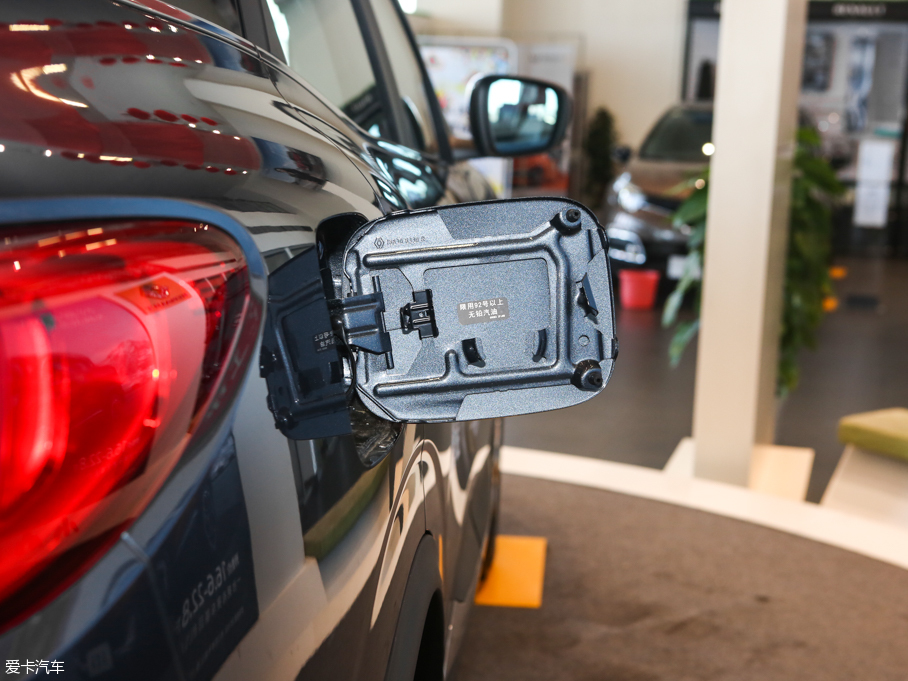 2016����׼� 2.0L �����A��