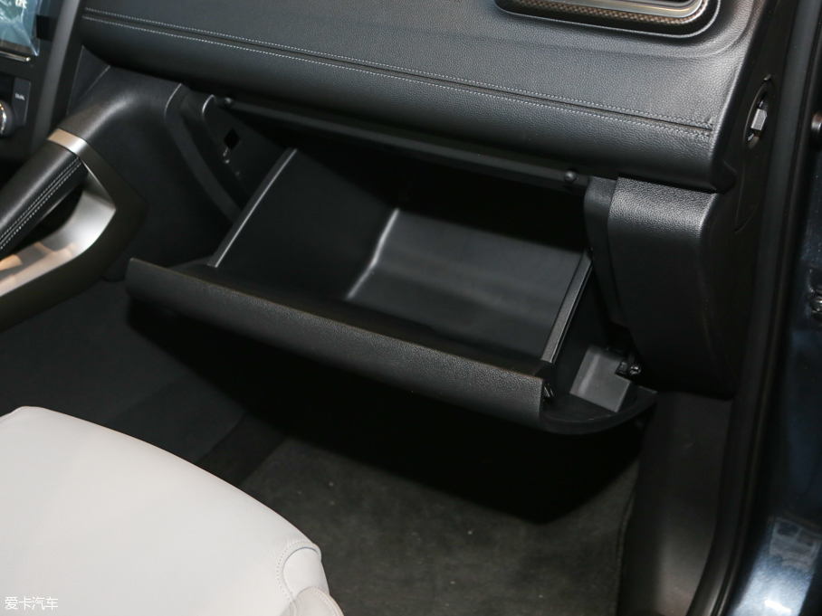 2016����׼� 2.0L �����A��