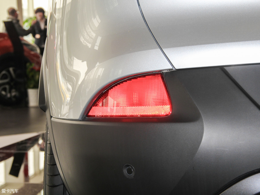 2016����׼� 2.0L �����A��