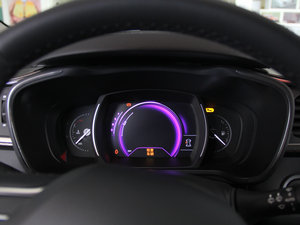 2016款2.0L 两驱尊贵版 中控区