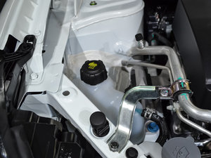 2016款2.0L 两驱豪华版 其它