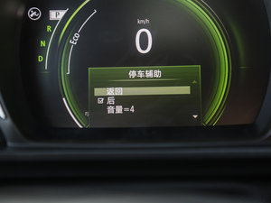 2017款2.0L 两驱领先版 中控区