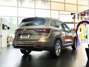 2017款2.0L 两驱豪华版 左后45度