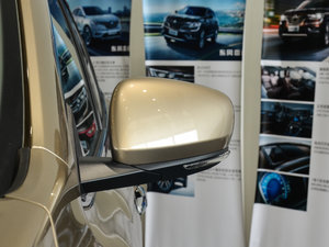 2017款2.0L 两驱豪华版 后视镜