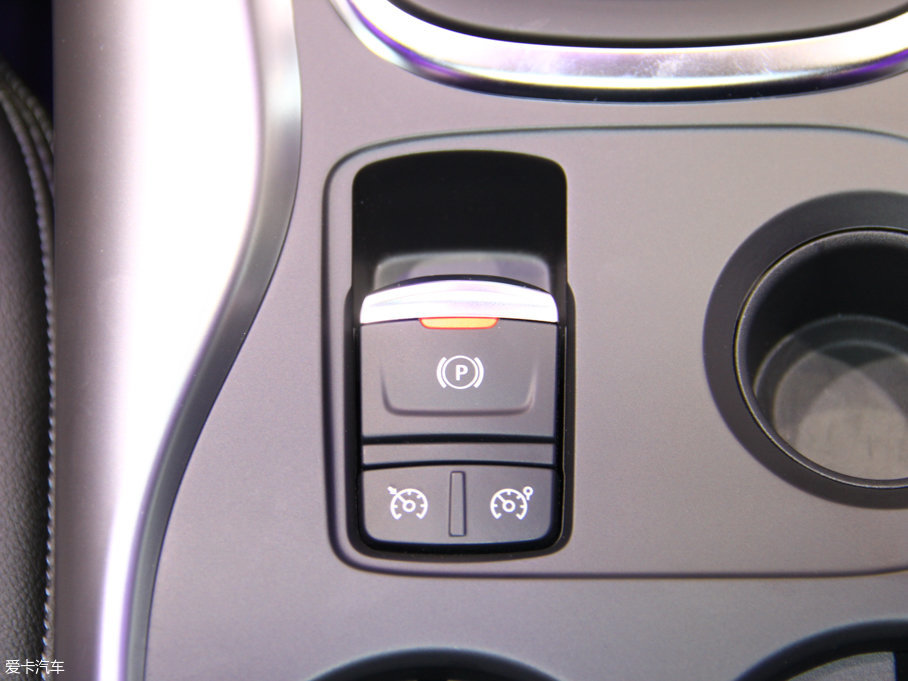 2017����׼� 2.0L ���(q��)���m��