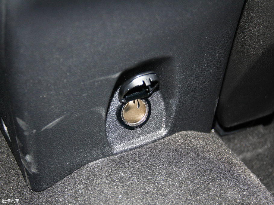 2017����׼� 2.0L ���(q��)���F��