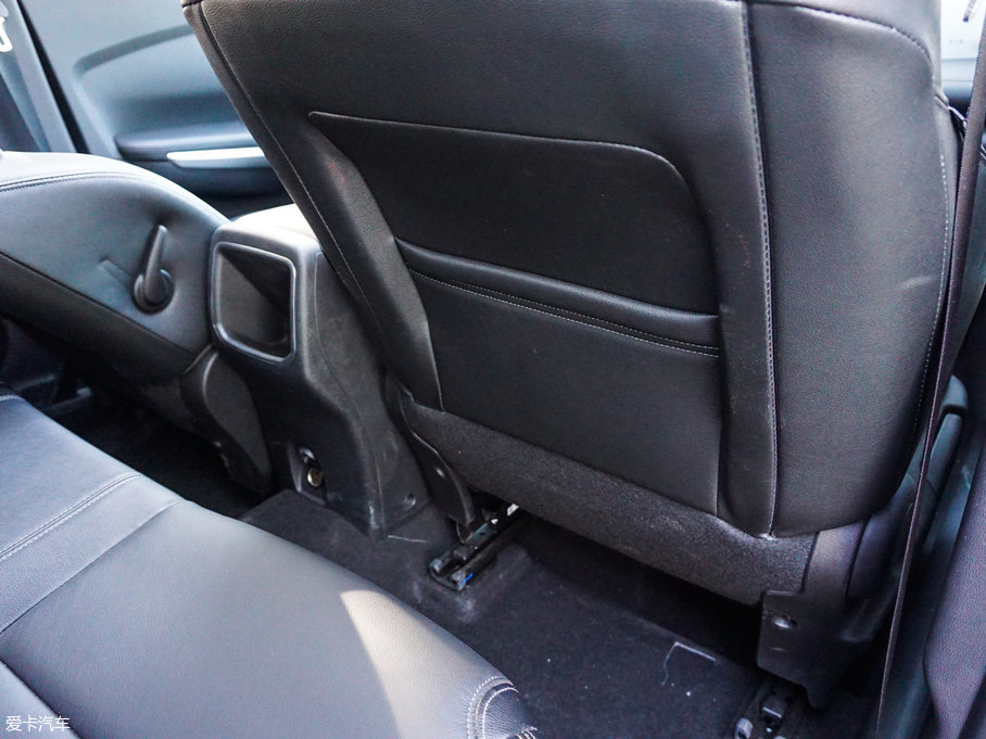 2017����׼� 2.0L �����A��