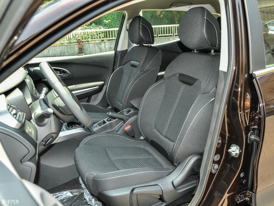 2017����׼� 2.0L ���r�а�