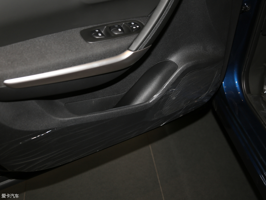 2017׼ 2.0L (q)r(sh)а