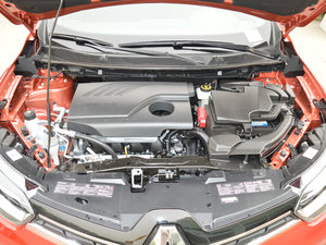 2017款2.0L 两驱舒适版 发动机