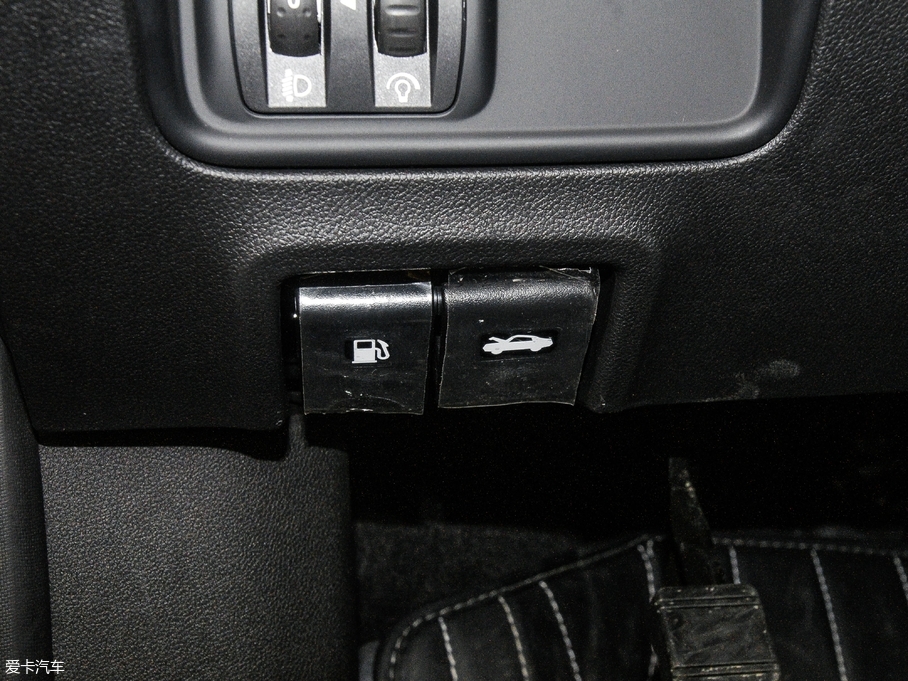 2018����װ� 2.0L ���(q��)�I(l��ng)�Ȱ�