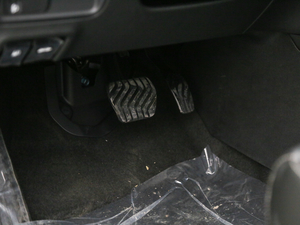 2018款2.0L 两驱豪华版 中控区