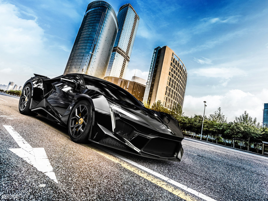 2017Fenyr SuperSport 4.0T 