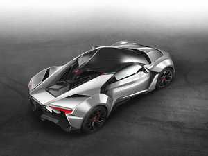 2017款4.0T 基本型 整体外观