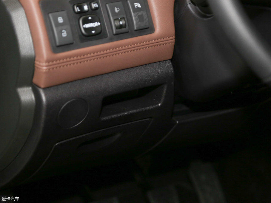 2017���S70 7�� ������