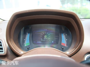 知豆電動車2017款知豆D2