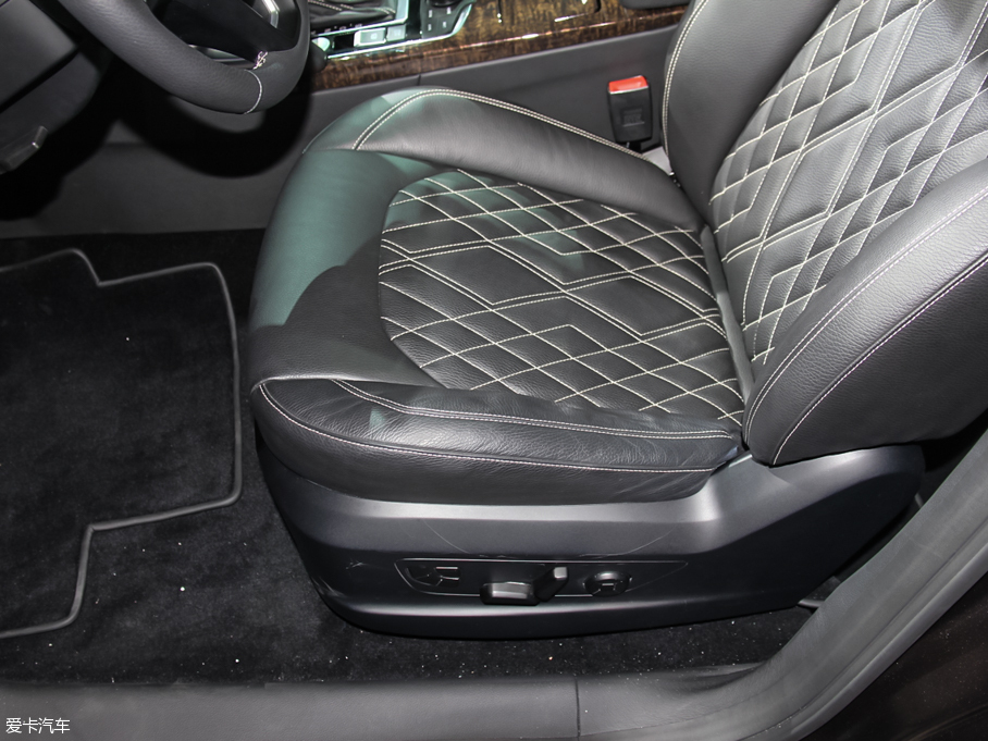 2016BX7 28TGDI (q)Ş 7