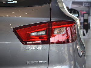 2017款25TGDI 自动两驱智享型 尾灯
