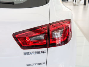2017款20TGDI 自动两驱先锋型 尾灯