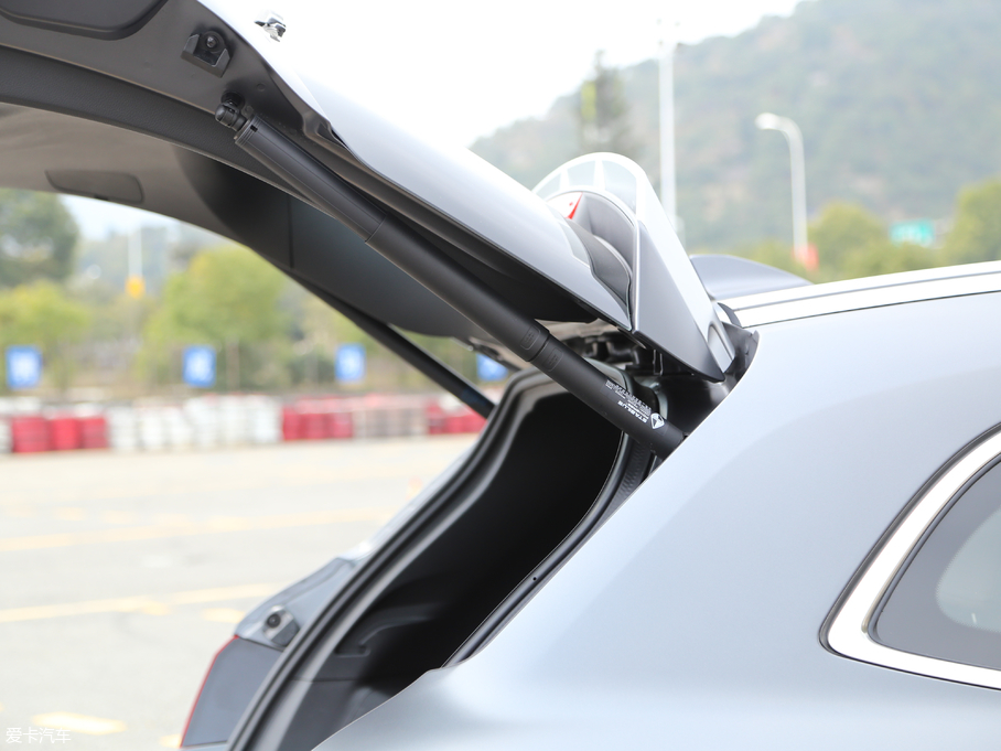 2018BX7 28TGDI TS A V