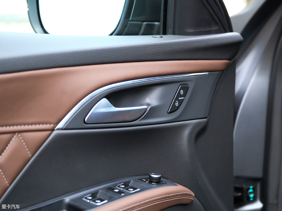 2018BX7 28TGDI TS A V