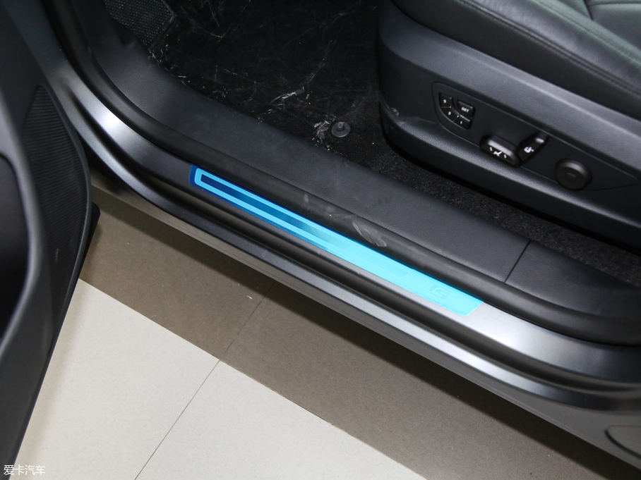 2018BX7 28TGDI TS (q)