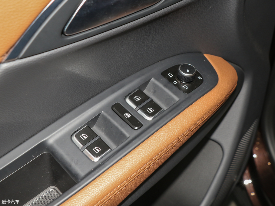 2018BX7 28TGDI (q)Ş 5 V