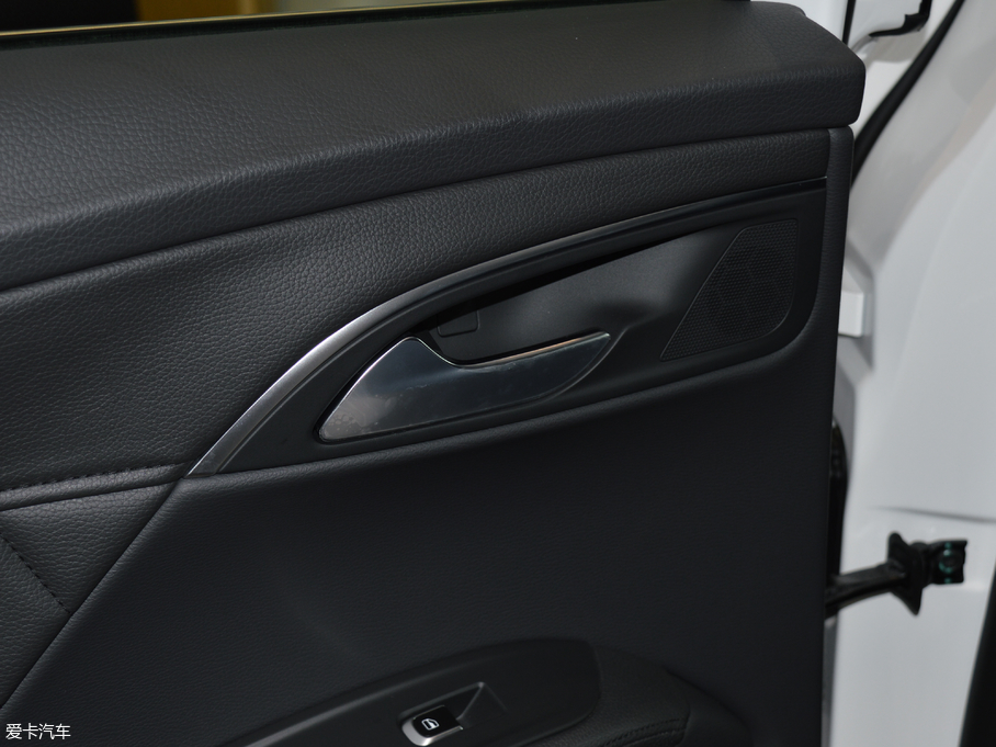 2018BX7 28TGDI (q)A 5 V