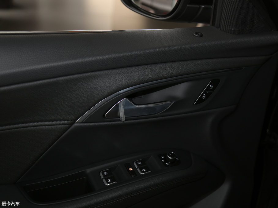 2018BX7 28TGDI m 5 V