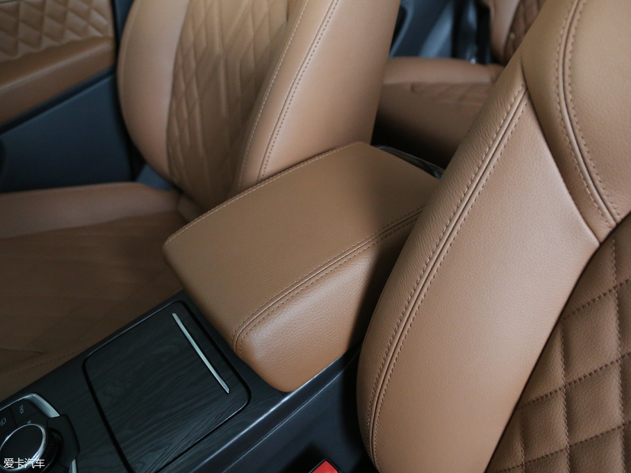 2018BX7 28TGDI A 5 V