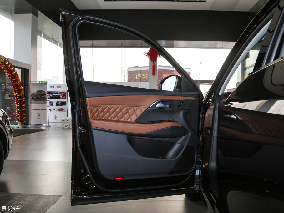 2018BX7 28TGDI (q)A 5 V