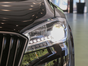 201828TGDI (q)Ş 5 V (ji)^