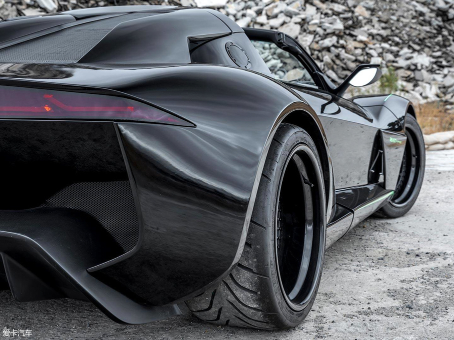 2018Beast Alpha X Blackbird