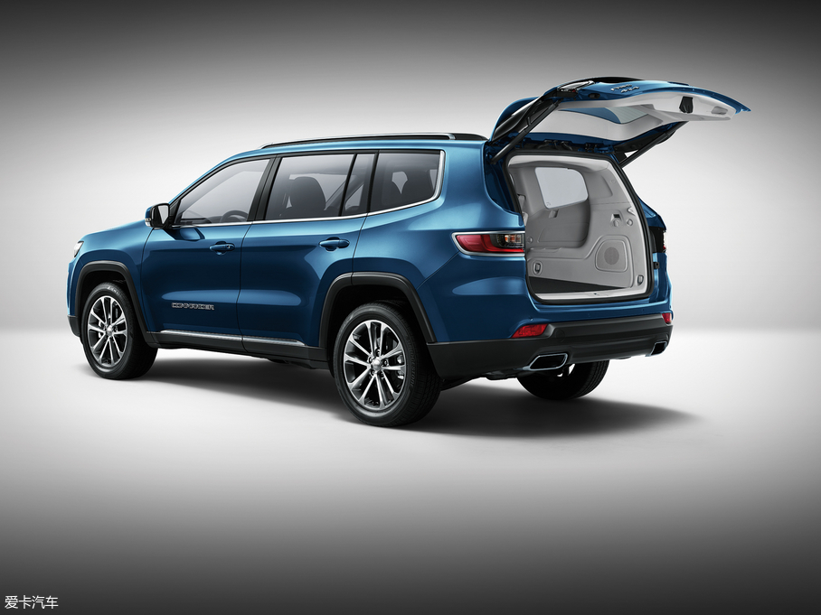 2018��ָ�]�� 2.0T ��򌘷���� ��V