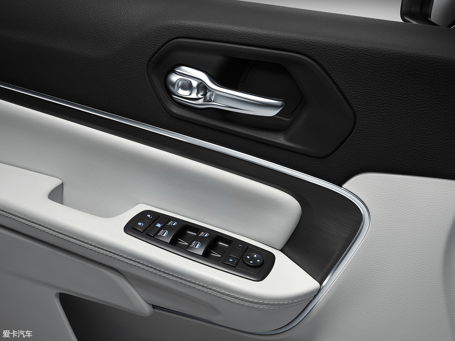 2018��ָ�]�� 2.0T ���(q��)������ ��V