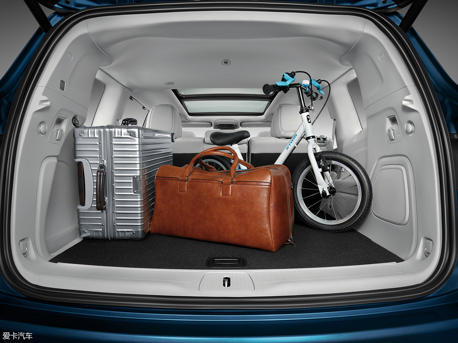 2018��ָ�]�� 2.0T ���(q��)��(l��)���� ��(gu��)V