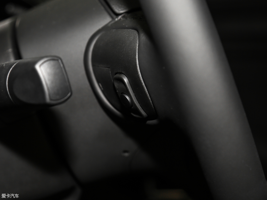 2018��ָ�]�� 2.0T ��������� ��V